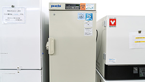バイオメディカルフリーザー　MDF-MU300H-PJ